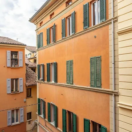 De'giudei, By Short Holidays Apartment *